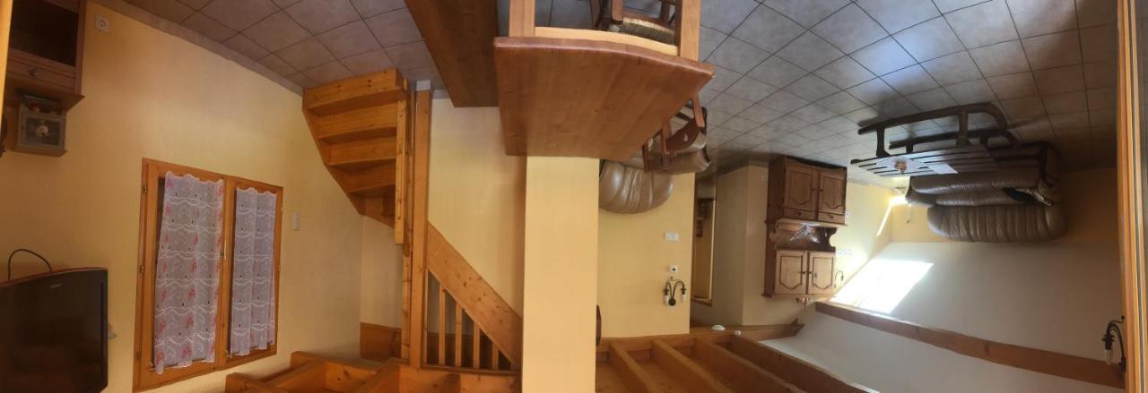 Auberge La Ferme De Ferrieres Анси Екстериор снимка